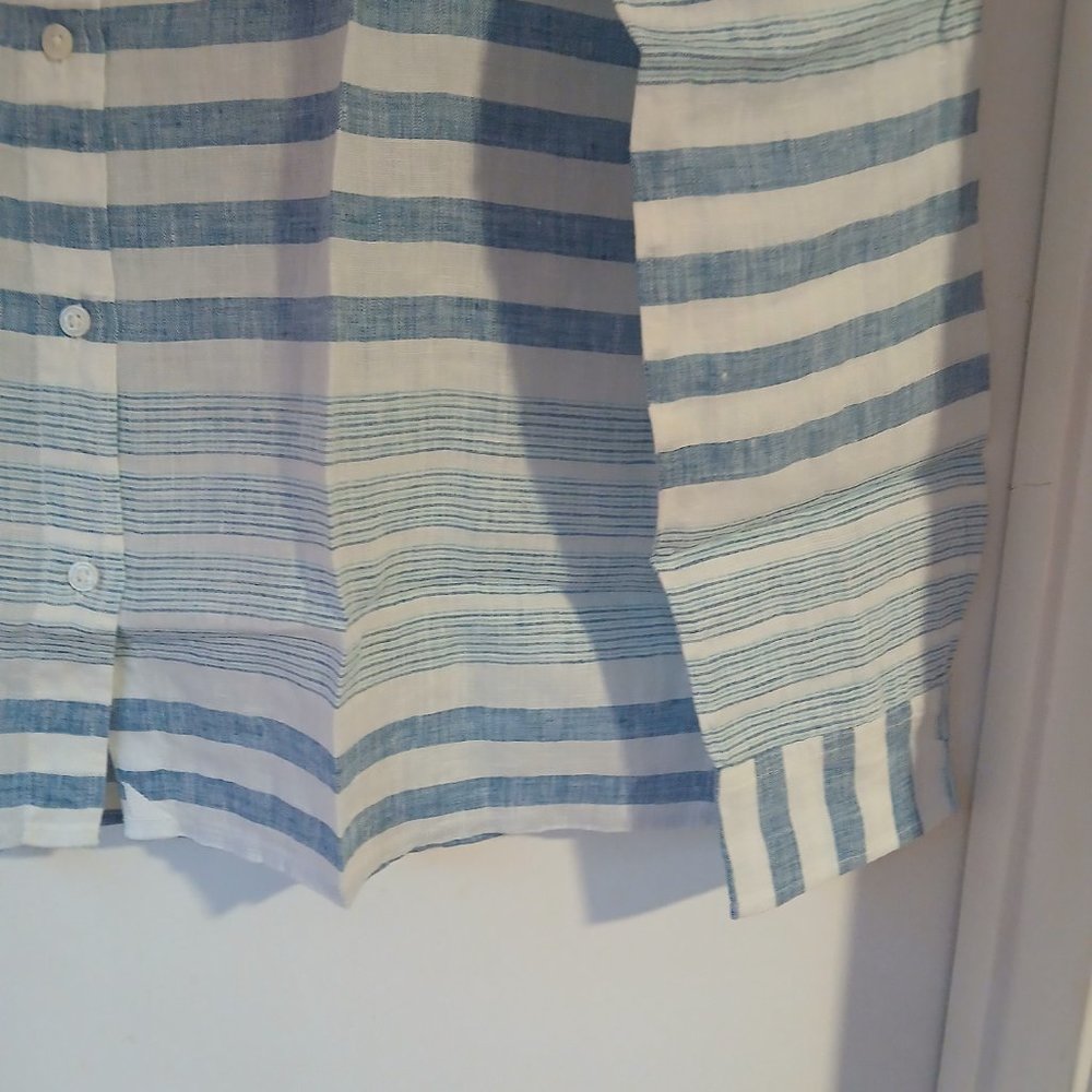 Untuckit Vietti Women's Long sleeve Linen Button Up Blue White Stripe  S… - Picture 2 of 11